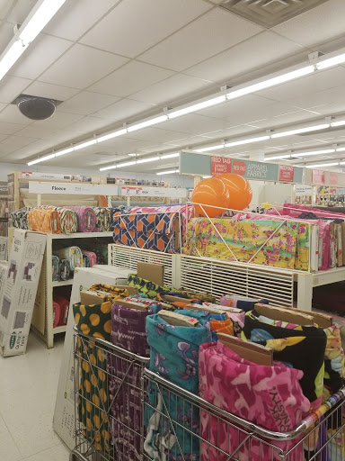 Fabric Store «Jo-Ann Fabrics and Crafts», reviews and photos, 33615 Aurora Rd, Solon, OH 44139, USA
