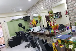 OLIVE TRENDZ BEAUTY PARLOUR AND TRAINING CENTER image
