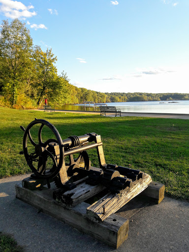 State Park «Lincoln Woods State Park», reviews and photos, 2 Manchester Print Works Rd, Lincoln, RI 02865, USA
