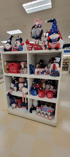 Department Store «Marshalls», reviews and photos, 1516 Golden Gate Plaza, Mayfield Heights, OH 44124, USA