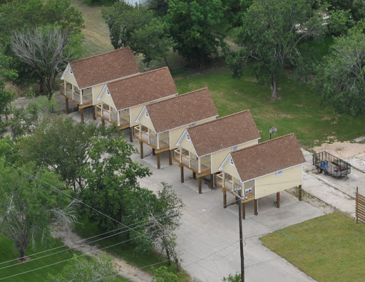 Kemah Cabins