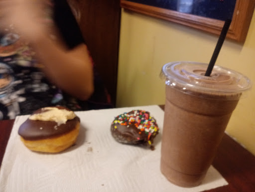 Donut Shop «Lil Donut Factory», reviews and photos, 4543 Scioto Darby Rd, Hilliard, OH 43026, USA