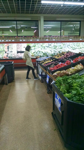 Shopping Mall «Fubonn Shopping Center», reviews and photos, 2850 SE 82nd Ave #80, Portland, OR 97266, USA