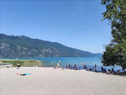 Plage de Memard'in fotoğrafı düz bir kıyı şeridi ile birlikte