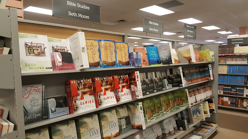 Book Store «LifeWay Christian Store», reviews and photos, 6312 Springfield Plaza, Springfield, VA 22150, USA