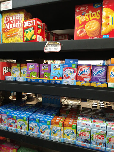 Home Goods Store «Barnes Bargains», reviews and photos, 6408 Lake Isabella Blvd, Lake Isabella, CA 93240, USA