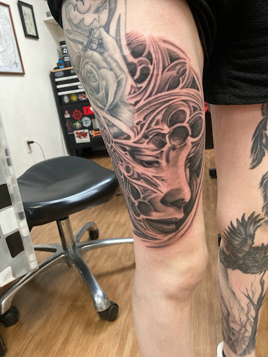 Tattoo Shop «That Tattoo Studio», reviews and photos, 605 N Washington Blvd, Sarasota, FL 34236, USA