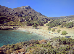 Paralia Iero'in fotoğrafı doğal alan içinde bulunmaktadır