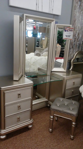 Furniture Store «Ivan Smith Furniture», reviews and photos, 1613 W Loop 281, Longview, TX 75604, USA