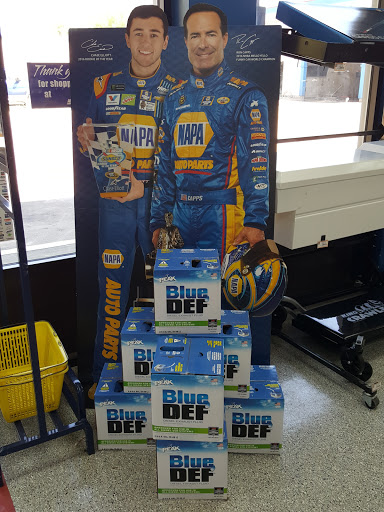 Auto Parts Store «NAPA Auto Parts - Limitless Parts Company Inc», reviews and photos, 1700 Northpark Dr, Kingwood, TX 77339, USA