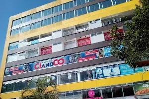 Centro Comercial Estación Niquia image