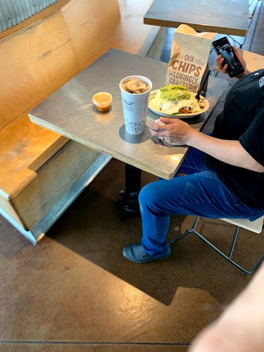 Mexican Restaurant «Chipotle Mexican Grill», reviews and photos, 1560 N Litchfield Rd, Goodyear, AZ 85338, USA