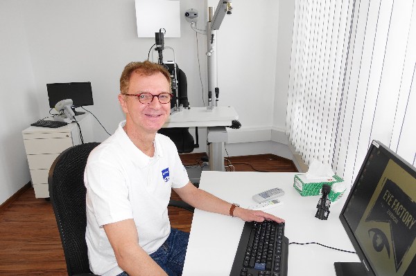 Rezensionen über Augenarzt Zürich Eye Factory in Zürich - Arzt