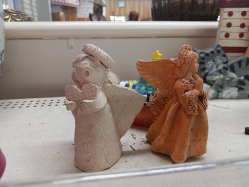 Thrift Store «Buckner Thrift Store», reviews and photos, 1654 S Buckner Blvd, Dallas, TX 75217, USA