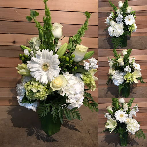 Florist «Flowers by Zsuzsana», reviews and photos, 21300 NW Cornell Rd #1201, Hillsboro, OR 97124, USA