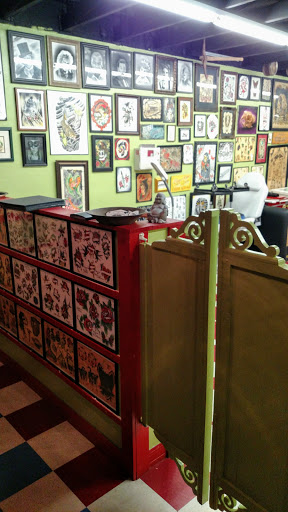Tattoo Shop «Lost Dutchman Tattoo», reviews and photos, 4121 N 19th Ave, Phoenix, AZ 85015, USA