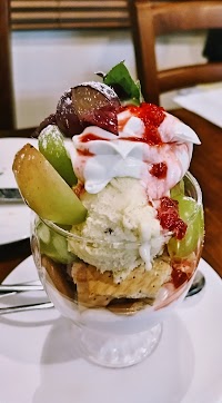 ワインカフェ サルト