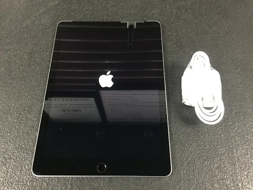 Pawn Shop «Twin Cities Pawn», reviews and photos, 409 County Rd 81, Osseo, MN 55369, USA