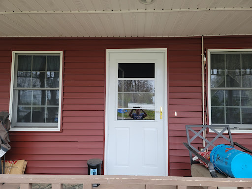 Roofing Contractor «A1 Siding & Roofing», reviews and photos, 113 Rockland Ave, Manchester, NH 03102, USA