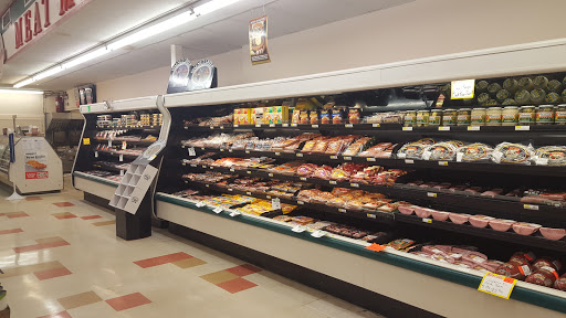 Market «Wadsworth Hometown Market», reviews and photos, 115 State St, Wadsworth, OH 44281, USA