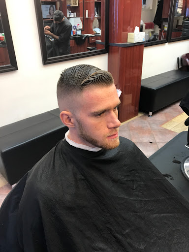 Barber Shop «Larchmont Barber Shop», reviews and photos, 1934 Palmer Ave, Larchmont, NY 10538, USA