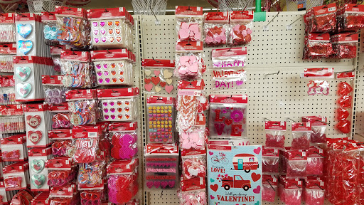 Dollar Store «Dollar Tree», reviews and photos, 241 Towne Center Blvd, Sanford, FL 32771, USA