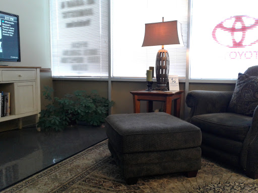 Auto Repair Shop «Creech Import Repair, Inc.», reviews and photos, 1818 St Albans Dr #106, Raleigh, NC 27609, USA