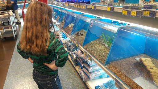 Pet Supply Store «PetSmart», reviews and photos, 1561 N Dysart Rd, Avondale, AZ 85323, USA