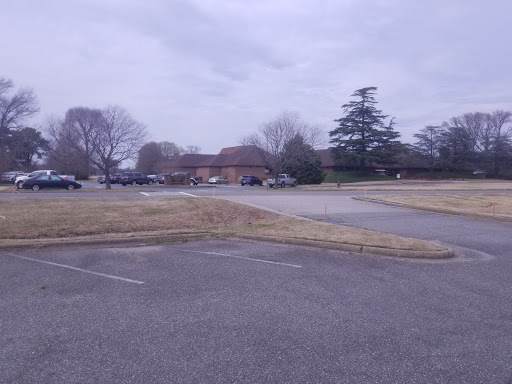 Golf Course «Eaglewood Golf Course», reviews and photos, 630 Weyland Rd, Langley AFB, VA 23665, USA