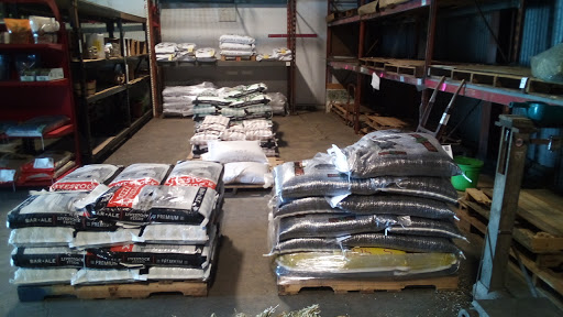 Animal Feed Store «Novato Horse & Pet Supply», reviews and photos, 7546 Redwood Blvd, Novato, CA 94945, USA