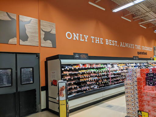 Grocery Store «Hannaford Supermarket», reviews and photos, 5 Hannaford Dr, York, ME 03909, USA