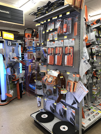 Hardware Store «Wildwood Hardware Inc.», reviews and photos, 300 Shopping Center Dr, Wildwood, FL 34785, USA