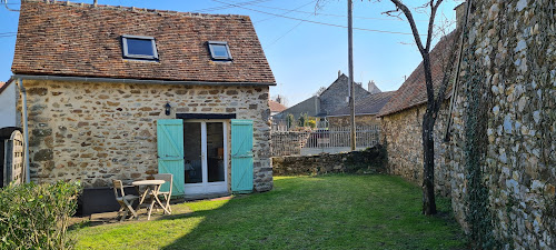 Gîte La Petite Maison HELOUP - proche des Alpes Mancelles - à Héloup