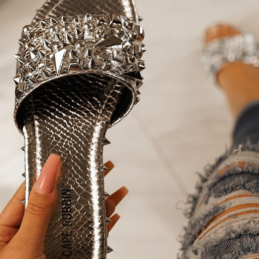 Shoe Store «SHOE TIME & SHOE TREND», reviews and photos, 3021 Freedom Dr, Charlotte, NC 28208, USA