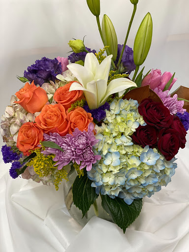 Florist «Masters & Company Florist», reviews and photos, 26 S Village Ave, Rockville Centre, NY 11570, USA