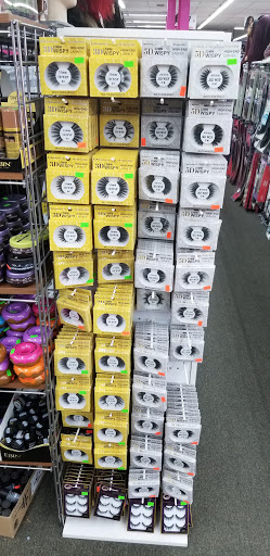 Beauty Supply Store «Chicago Beauty Supply», reviews and photos, 5600 W Chicago Ave, Chicago, IL 60651, USA