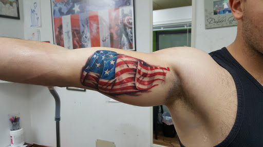 Tattoo Shop «Cult Status Tattoo», reviews and photos, 2153 Albany Post Rd, Montrose, NY 10548, USA