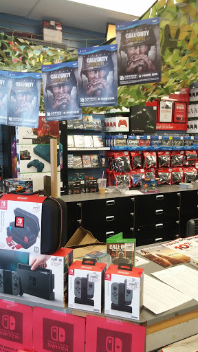 GameStop, 6554 US-34, Plano, IL 60545, USA, 