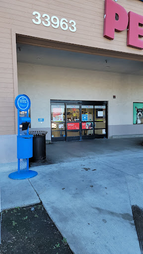 Pet Supply Store «PetSmart», reviews and photos, 33963 Doheny Park Rd, San Juan Capistrano, CA 92675, USA