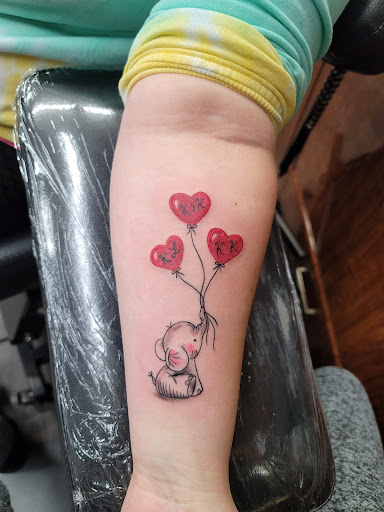 Explore beagle tattoo ideas, creative tattoo ideas in Keansburg, available at Attractive Tattoo New Jersey Body Jewelry Outlet