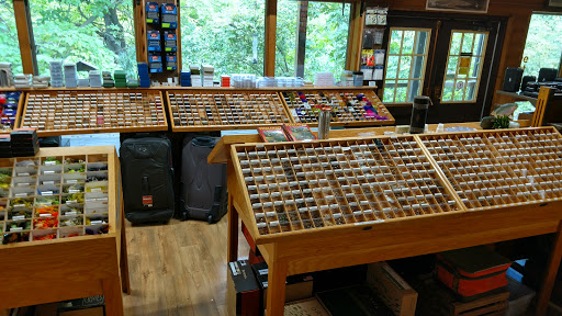 Sporting Goods Store «Backpackers Shop Of Ohio Canoe Adventures», reviews and photos, 5128 Colorado Ave, Village of Sheffield, OH 44054, USA