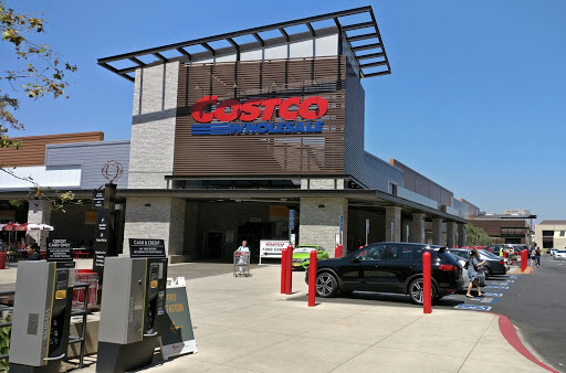 Warehouse store «Costco Wholesale», reviews and photos, 21800 Victory Blvd, Woodland Hills, CA 91367, USA