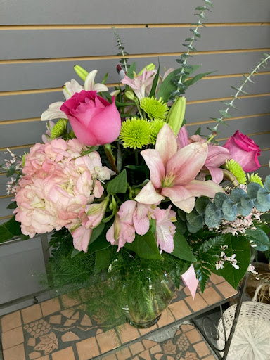Florist «Kathy Wilhelmy Flowers», reviews and photos, 24353 Lorain Rd, North Olmsted, OH 44070, USA