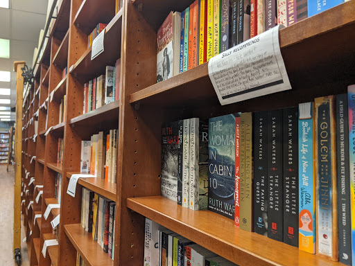 Book Store «Wellesley Books», reviews and photos, 82 Central St, Wellesley, MA 02482, USA