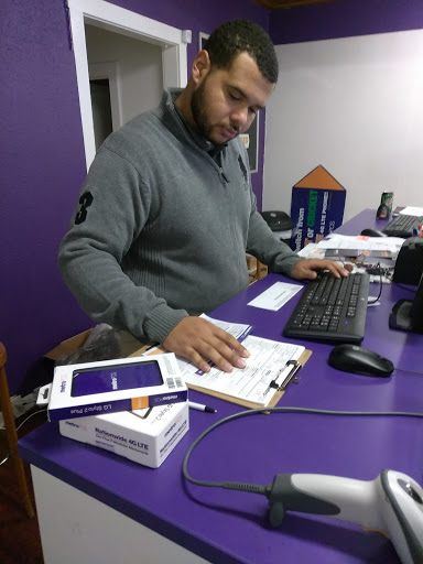 Cell Phone Store «MetroPCS Authorized Dealer», reviews and photos, 895 W Center St, Kingsport, TN 37660, USA