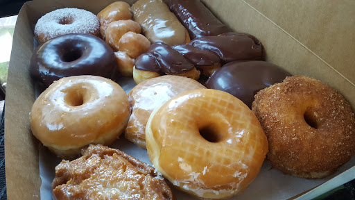 Donut Shop «Upland Donuts», reviews and photos, 1627 N Mountain Ave, Upland, CA 91784, USA