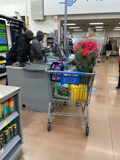 Tire Shop «Walmart Tires & Auto Parts», reviews and photos, 965 Broadhollow Rd, Farmingdale, NY 11735, USA