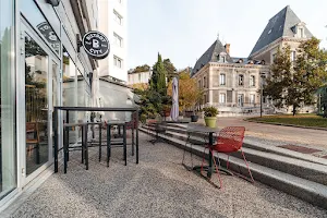 Appart'City Confort Lyon Cité Internationale - Appart Hôtel image