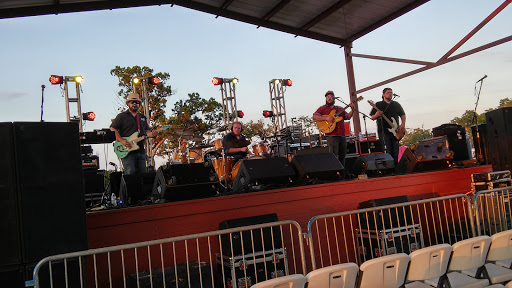 Bar «The Roundup Outdoor Music Venue», reviews and photos, 531 FM 3351, Boerne, TX 78006, USA
