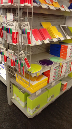 Office Supply Store «Staples», reviews and photos, 24-41 31st St, Astoria, NY 11102, USA